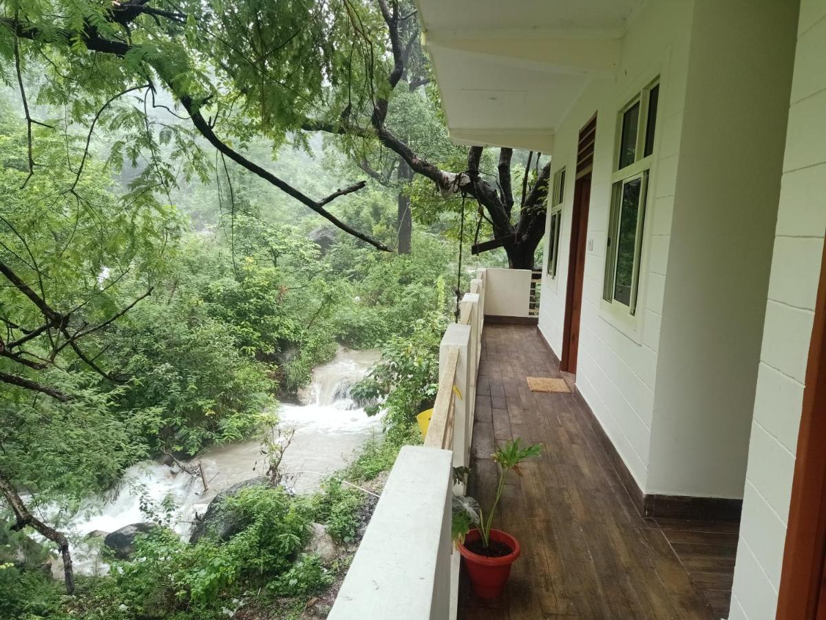 Shivanjal Wellness And Accommodation リシケーシュ エクステリア 写真